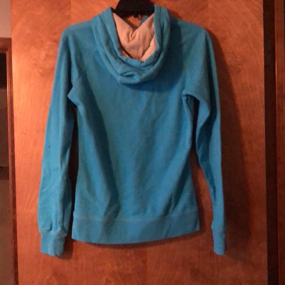 North face women’s hoodie - Picture 4 of 5